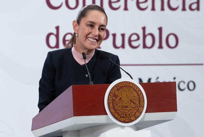 Sheinbaum, en desacuerdo por cancelación de vuelos hacia EUA; empresas están felices con el AIFA, dice