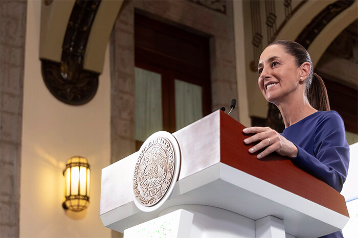 Sheinbaum insiste en no prohibir narcocorridos tras acusación de Fiscalía a grupo musical