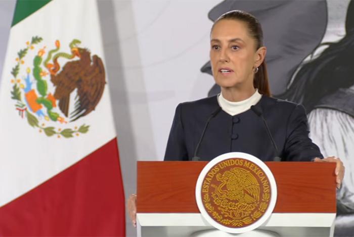 Sheinbaum presenta iniciativa de reforma para prohibir doble nacionalidad a gobernantes