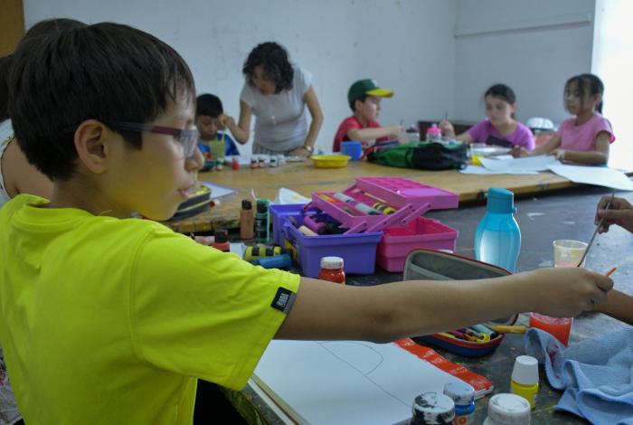 Si tienes un proyecto artístico para infancias o adolescentes, esta convocatoria es para ti