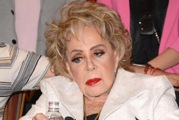 Silvia Pinal no recibe el alta médica