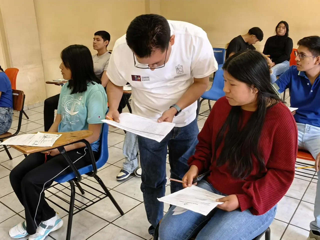 Sin contratiempos inició examen Ceneval de ingreso a Normales: Iemsysem