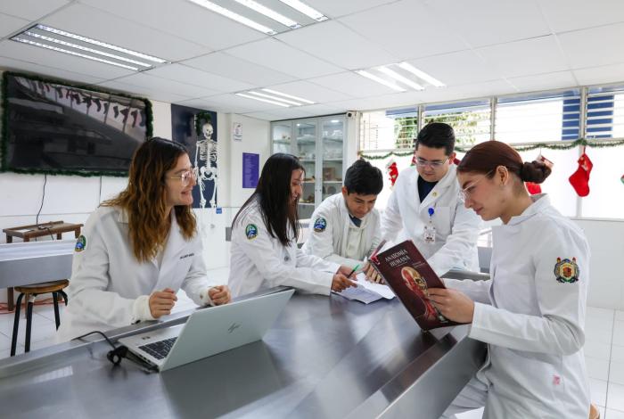 Sin contratiempos, retorno de estudiantes nicolaitas a las aulas