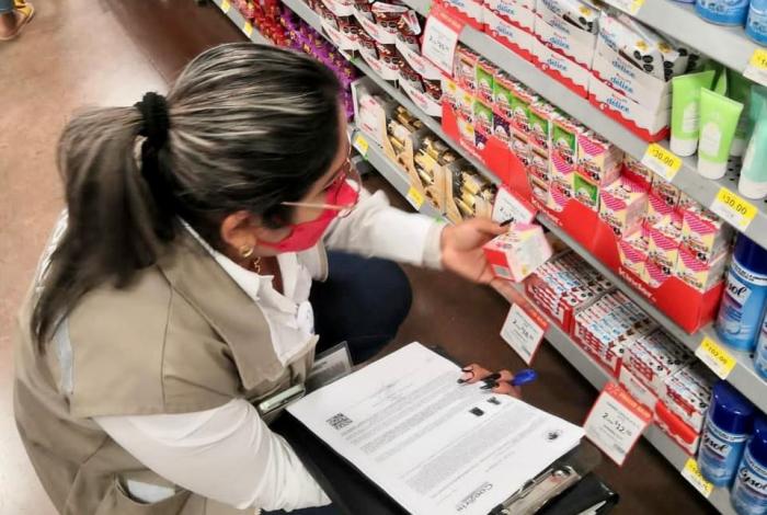 SSM alerta sobre retiro de lote contaminado de Shampoo Totale de Tec Italy