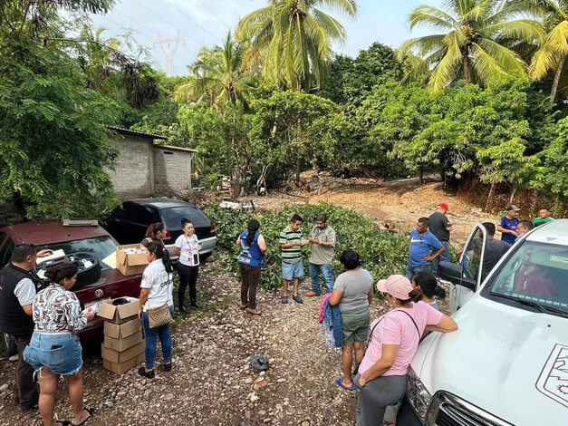 SSM atiende a población afectada por inundaciones en LC, San Lucas y Huetamo