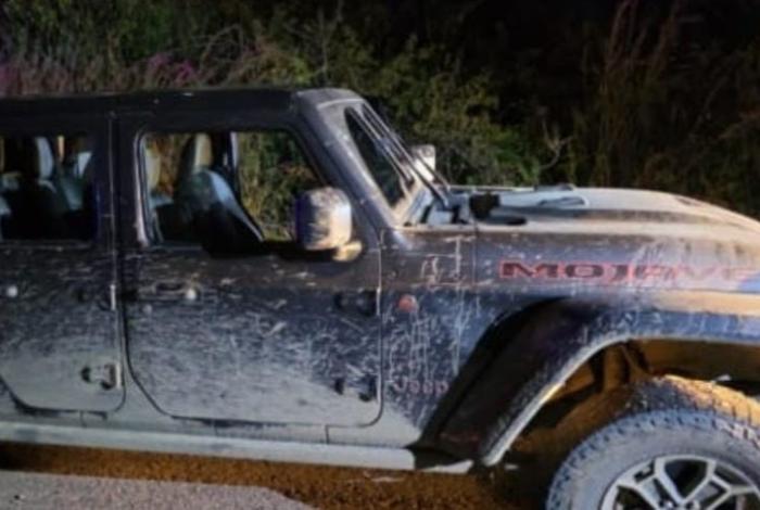 Sujetos armados agreden a hombre y luego abandonan vehículo en la región de Madero