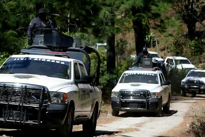 Sujetos armados atacan a policías en la región de Indaparapeo