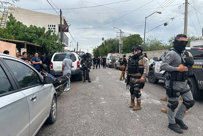 Suman cuatro heridos tras el ataque armado en una secundaria de Torreón, Coahuila