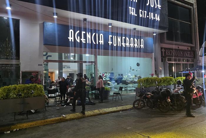 Suman dos fallecidos tras ataque en recinto funerario de Zamora