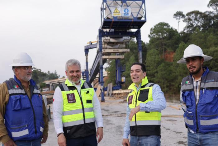 Supervisa Bedolla ampliación de la autopista Siglo XXI tramo Zirahuén-Uruapan
