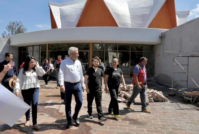 Supervisa Bedolla avances de modernización del Planetario de Morelia
