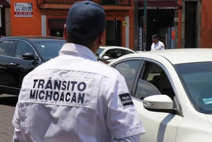 Suspendidos 3 policías de Zamora por presunta extorsión, confirma Bedolla