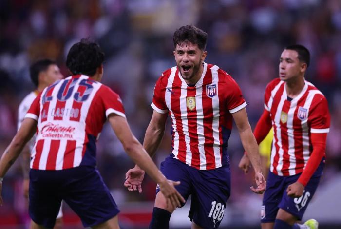 Tapatío toma ventaja ante Leones Negros en el Campeón de Campeones