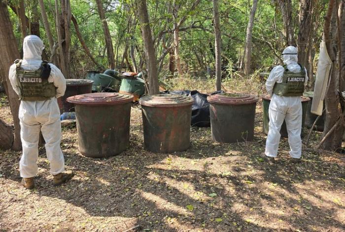 Tepalcatepec: Desmantelan mega-narcolaboratorio con producción de 2 toneladas semanales