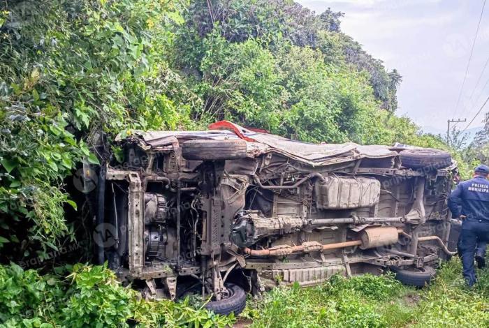 Terr1ble volc4dura de combi deja un lesi0nado, en Tzintzuntzan