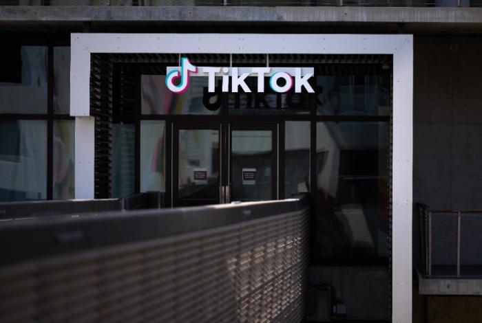 TikTok de EE.UU. alega fallos técnicos tras acusaciones de censura por motivos políticos