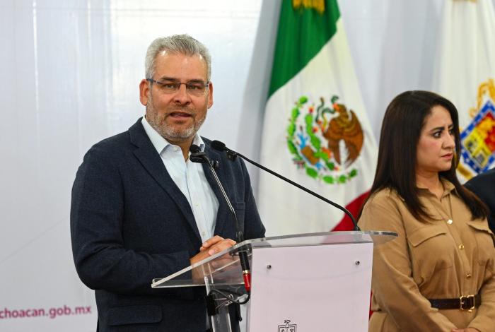 Toca a IMSS Bienestar responder demandas de trabajadores de Salud: Bedolla