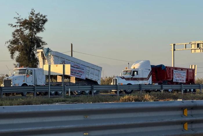 Transportistas y productores niegan interés político de bloqueos