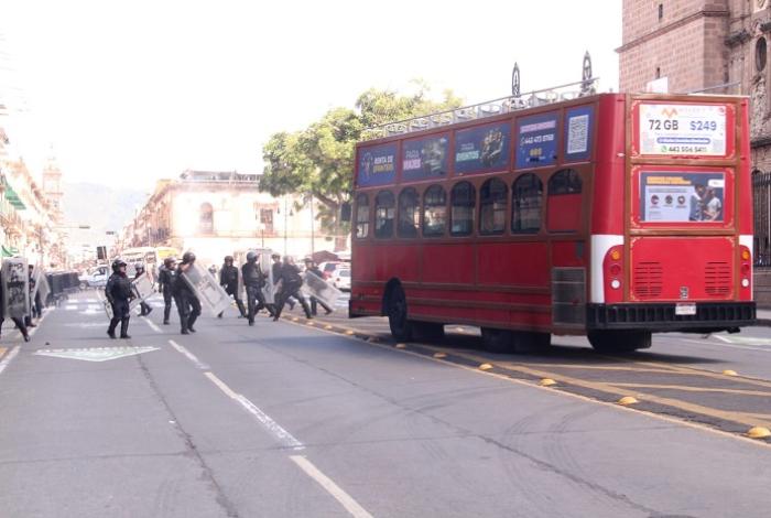 Tranvías perdieron 40 mil pesos y locales del centro 8 millones por manifestación violenta del domingo