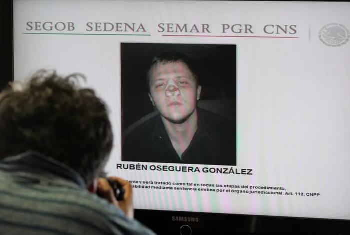 Trasladan al Menchito a cárcel de máxima seguridad en EU