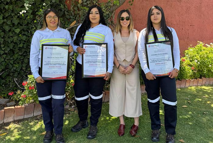 Tres mujeres se suben al tren en Aguascalientes: Hacen historia como maquinistas
