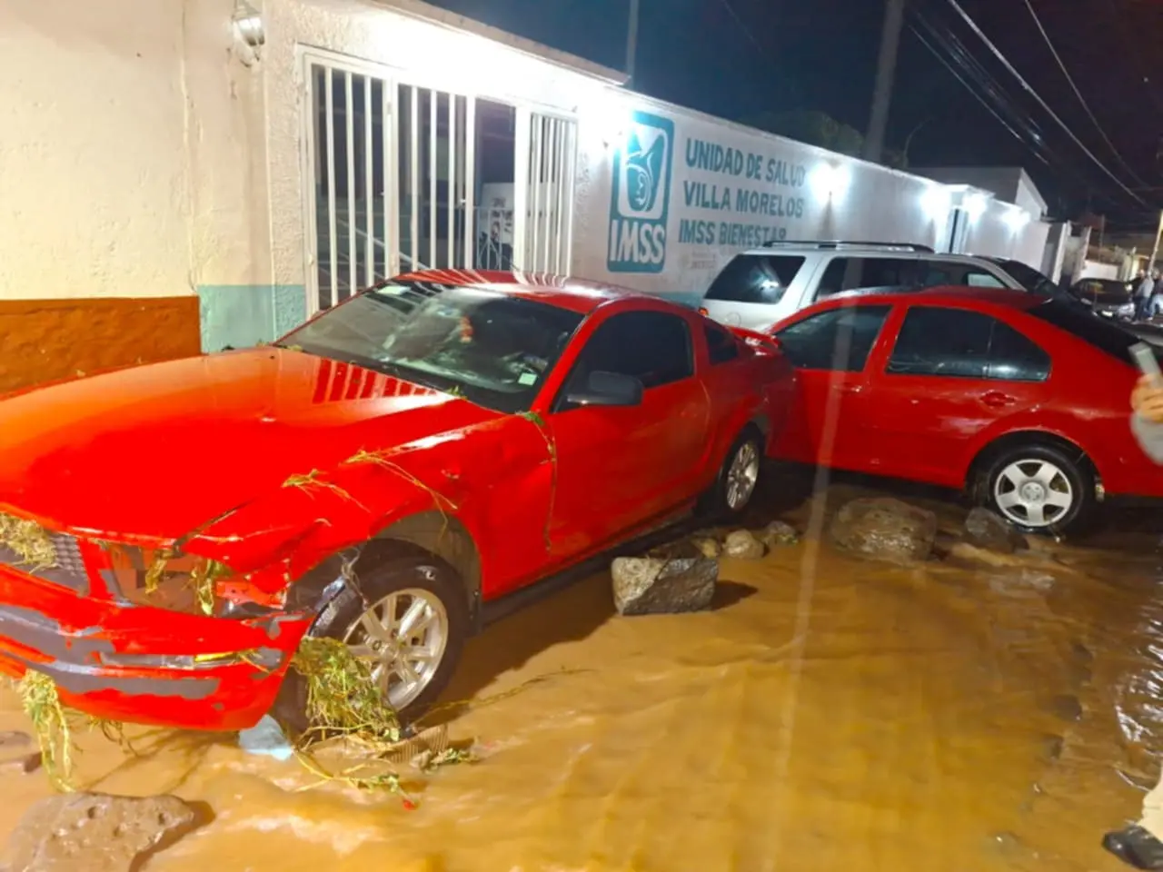 Tromba azota el municipio de Morelos