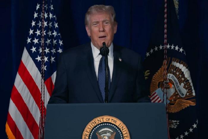 Trump amenaza con agentes del ICE en los aeropuertos de EUA a partir de lunes