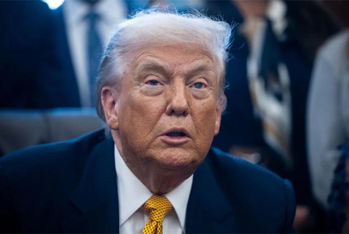 Trump amenaza con invocar la Ley de Insurrección en Minnesota si siguen ataques contra ICE