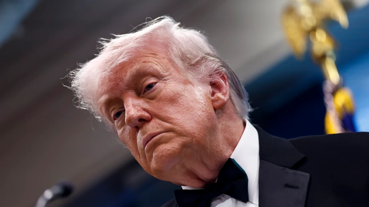 Trump dice sentirse “honrado” de ser blanco de ataques por su influencia