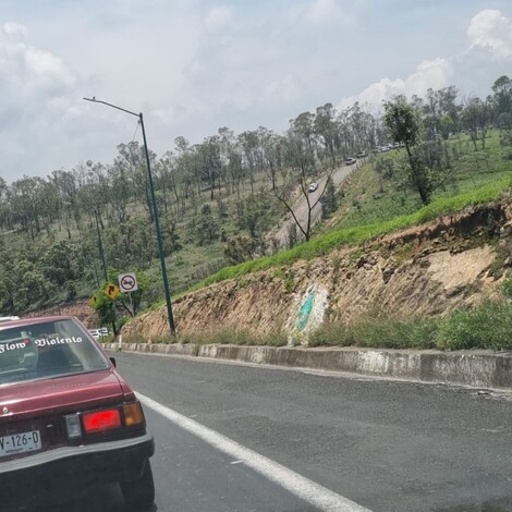 #UltimaHora #Video | Reportan balacera contra policías en zona de Altozano en Morelia