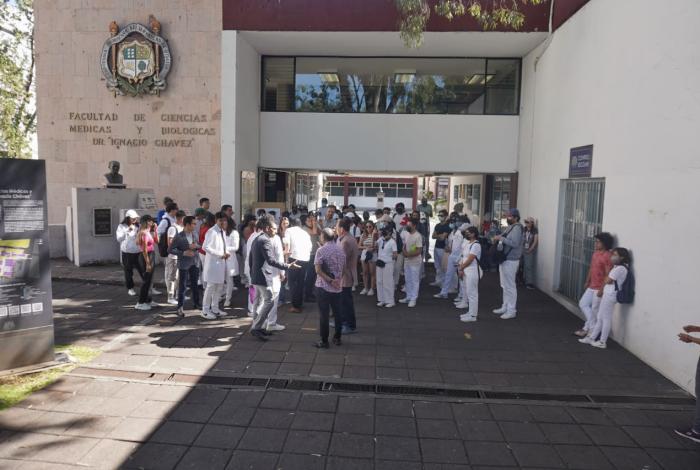 UMSNH apoyará a aspirantes a carreras de la salud, para el periodo 2026 a 2027