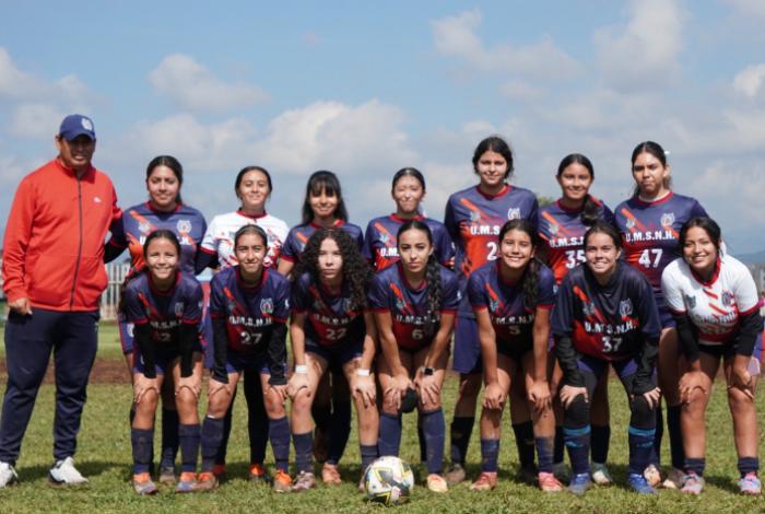 UMSNH mantiene su paso perfecto en el Torneo de Verano de la Liga Municipal
