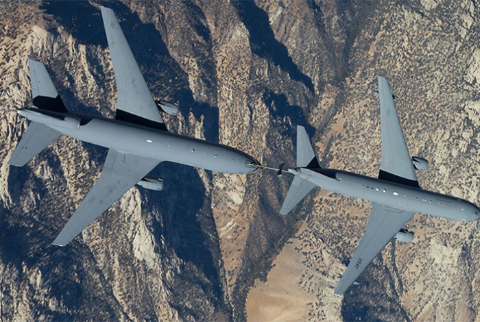 Un avión cisterna de Estados Unidos se estrella en el oeste de Irak