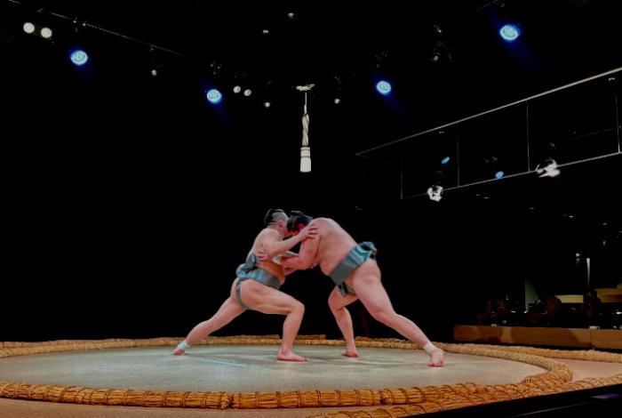 Un restaurante de Tokio combina sumo y gastronomía para recrear el periodo Edo