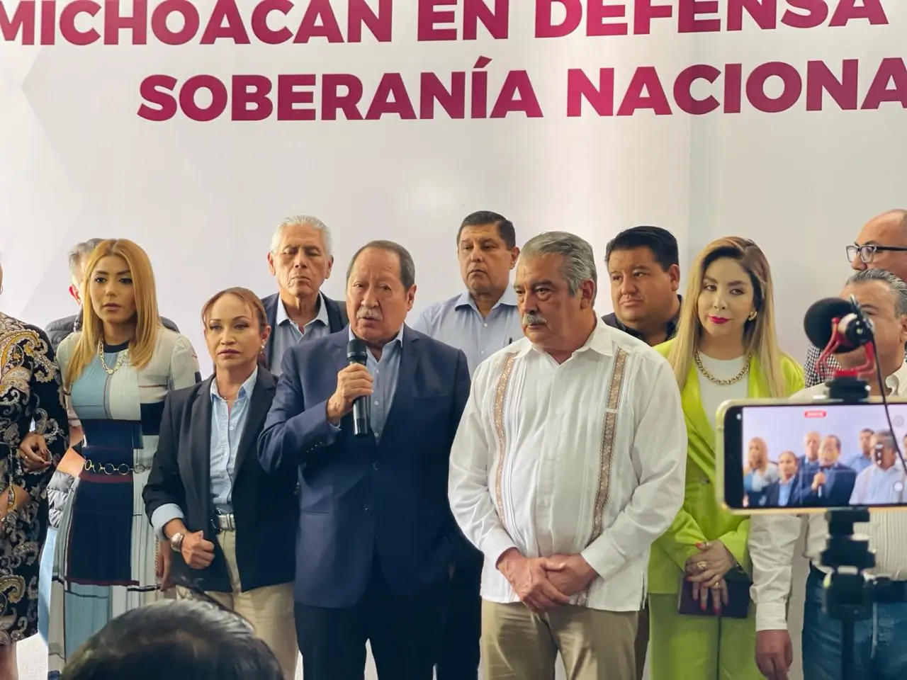 Unidad y soberanía nacional, el llamado de Barragán