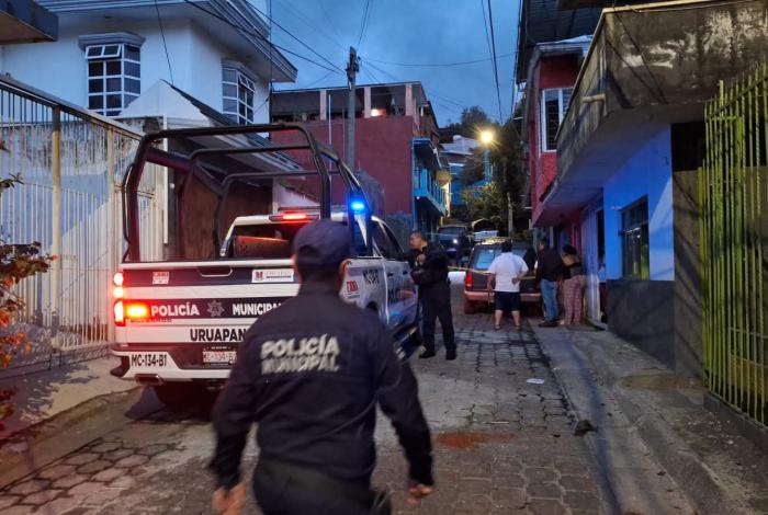 Uruapan: le quitan la vida afuera de su domicilio