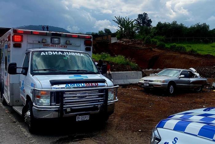 Uruapan: seis heridos y cuantiosos daños en accidente carretero