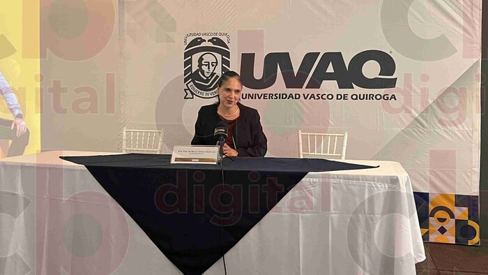 UVAQ ofrece más de 20 maestrías y 3 doctorados en sus áreas de posgrados; con becas del 20%