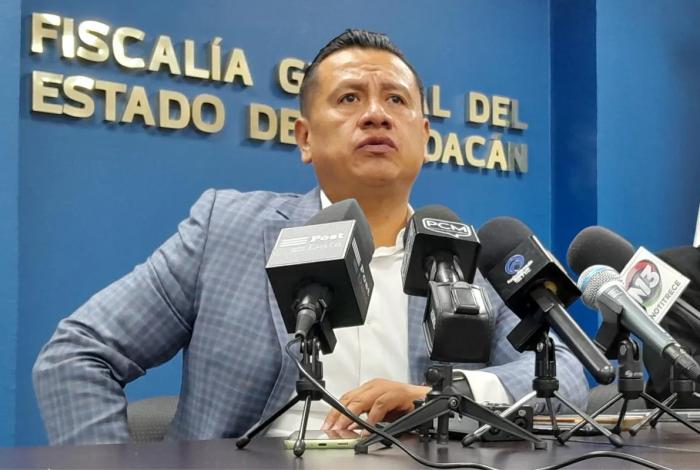 Varias son las órdenes de aprehensión contra Juan Bernardo Corona, confirma Carlos Torres