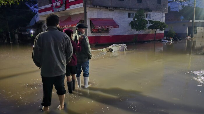 Vecinos de la colonia La Libertad en Zamora, piden apoyo por inundaciones