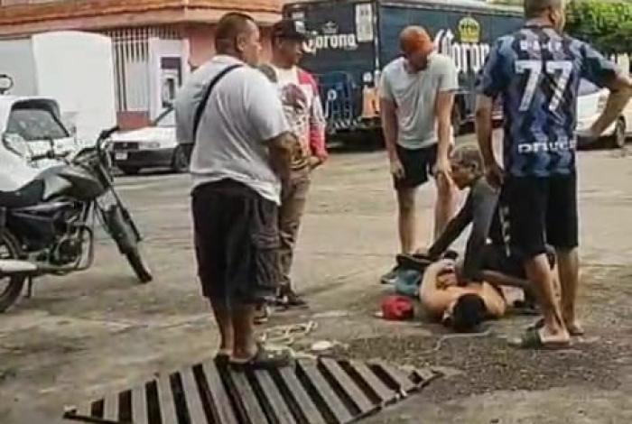 Vecinos frustran robo en la colonia Babilonia de Apatzingán; hay un detenido