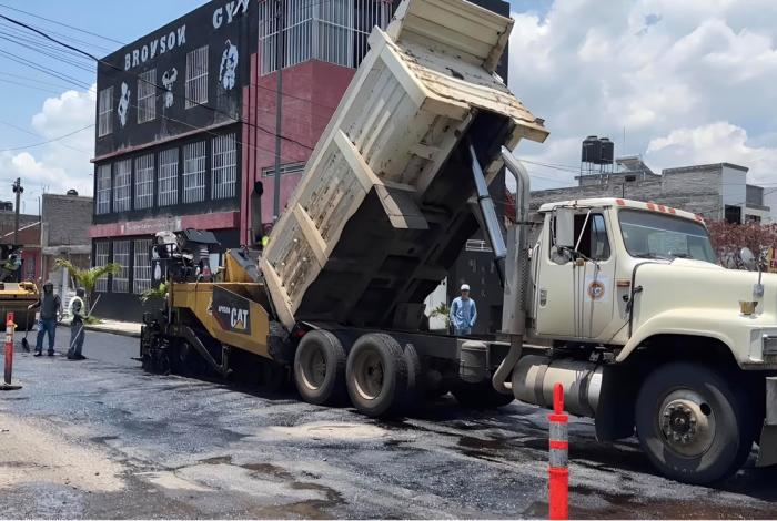 Vecinos y locatarios destacan rehabilitación de avenida Quinceo en Morelia
