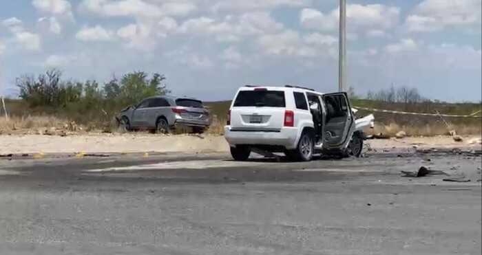 Vehículo del convoy Sheinbaum choca en carretera Sabinas-Monclova, Coahuila