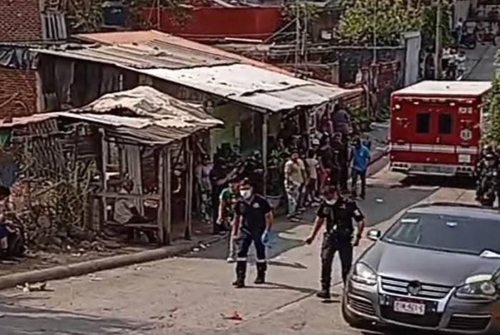 Víctor Nadiel mu3re en el hospital tras ser atacado a tir0s, en Uruapan