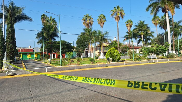 #Video | Abandonan un ejecutado en la plaza de Zumpimito; le dejaron narcomensaje