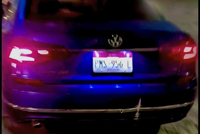 #Video | Agresión de conductor Uber a pasajera termina en accidente vial en Morelia