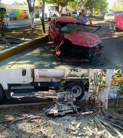 #Video | Automovilista queda herido al chocar contra árbol, en Av. Madero de Morelia. ¡Hasta el motor se le salió al carro!