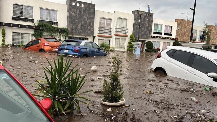 VIDEO: Catástrofe por desbordamiento de río San Martín en Chalco