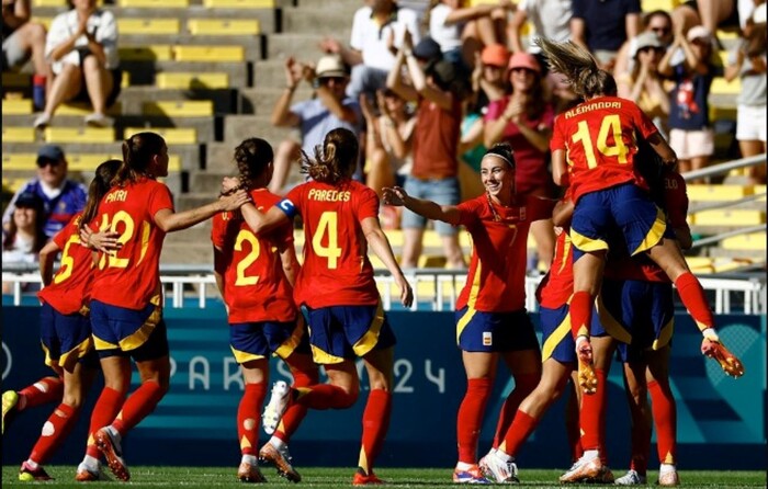 #Video | ¡España arrasa! Fútbol femenino olímpico: La Roja vence en su debut