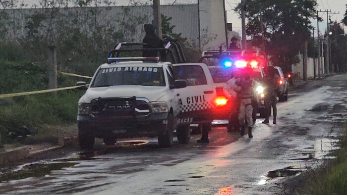 #Video | Hallan a hombre asesinado a un costado de la Av. Río Grande de Morelia